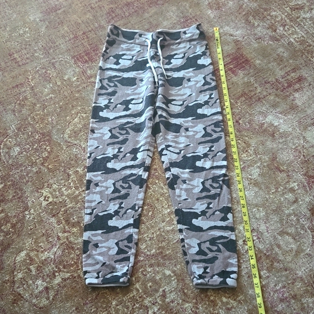 Monroe Camouflage Sweatpants